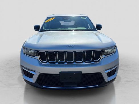 Certified 2024 Jeep Grand Cherokee Limited AWD/4WD image 10
