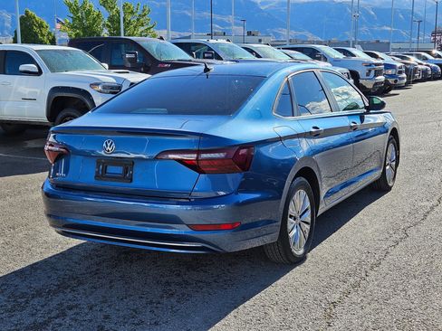 Used 2020 Volkswagen Jetta S w/ Driver Assistance Package FWD image 3