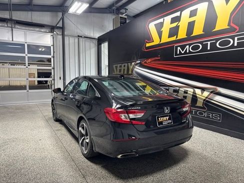 Used 2022 Honda Accord Sport image 12