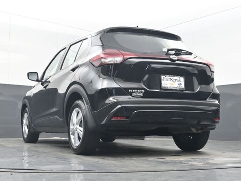Certified 2025 Nissan Kicks Play S image 25
