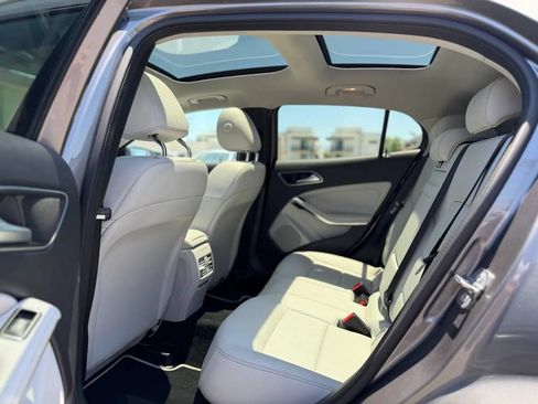 Used 2020 Mercedes-Benz GLA 250 image 29