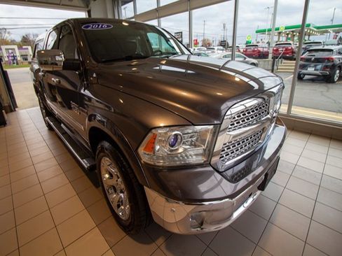 Used 2016 RAM 1500 Laramie w/ Convenience Group image 4
