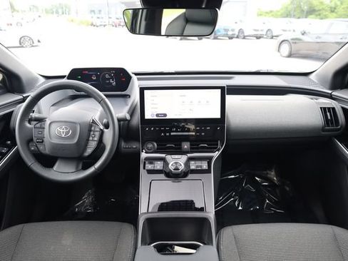 Used 2023 Toyota bZ4X AWD w/ Weather Package image 16