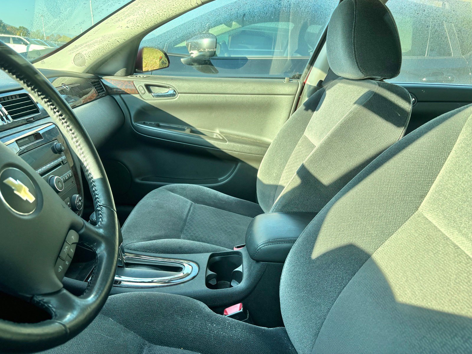 Used 2014 Chevrolet Impala LT w/ LT Sunroof Package FWD image 8