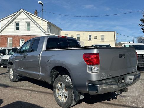Used 2010 Toyota Tundra 4x4 Double Cab image 4
