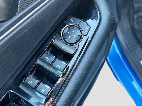 Used 2020 Ford Edge ST-Line image 19