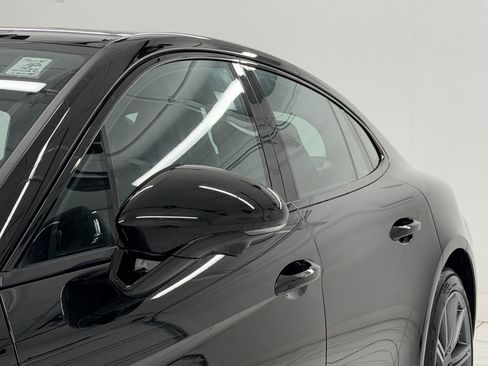 New 2026 Porsche Panamera image 19