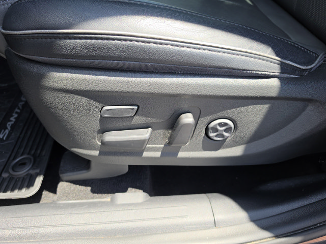 Used 2023 Hyundai Santa Fe Limited FWD image 30