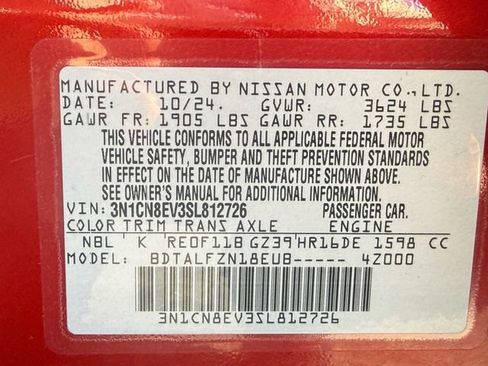 Used 2025 Nissan Versa SV w/ Trunk Package image 32