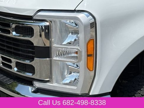 Used 2023 Ford F250 XLT w/ FX4 Off-Road Package AWD/4WD image 4