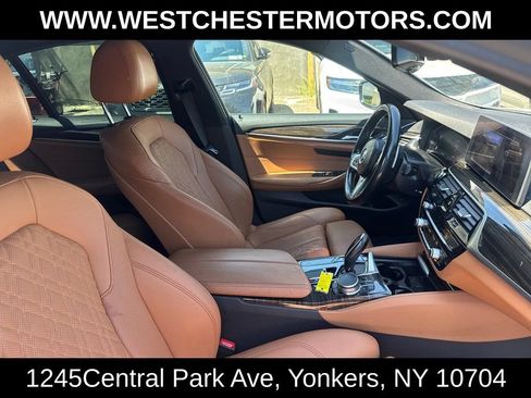 Used 2021 BMW 530i xDrive w/ M Sport Package AWD/4WD image 15