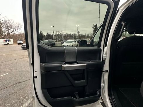 Used 2019 Ford F150 XLT w/ Equipment Group 302A Luxury image 11