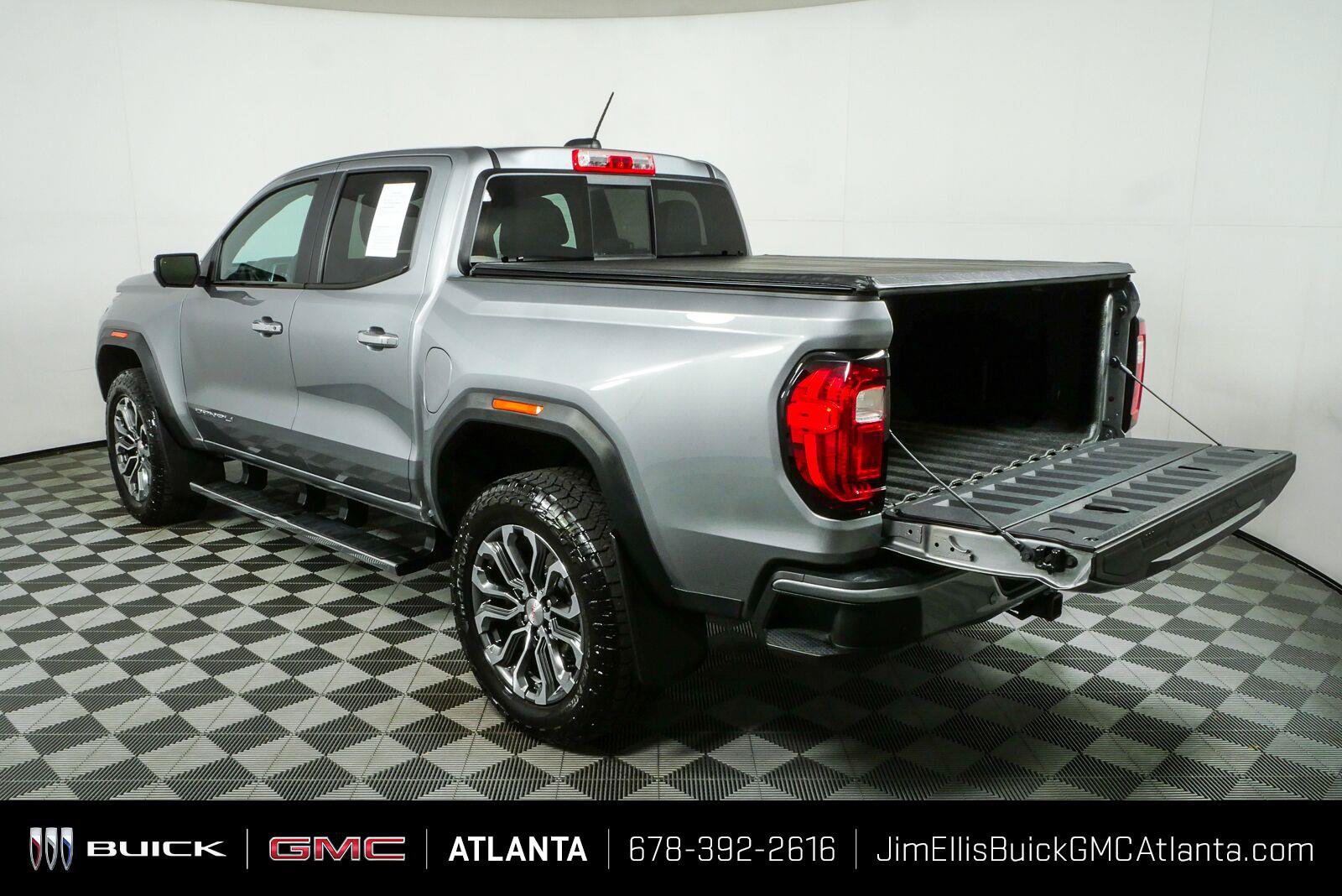 Used 2023 GMC Canyon Denali AWD/4WD image 33