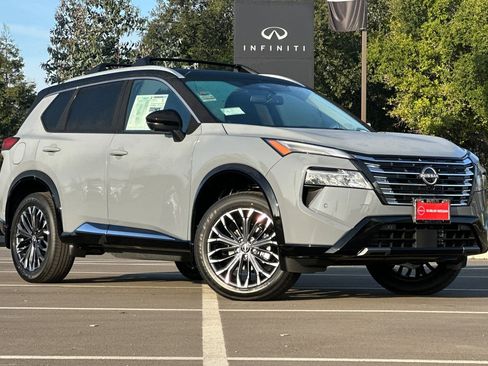 New 2026 Nissan Rogue Platinum w/ Platinum Premium Package AWD/4WD image 2