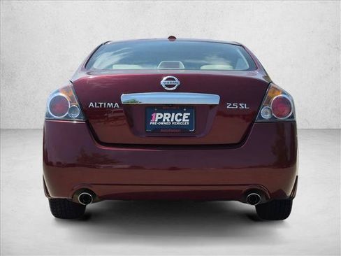 Used 2010 Nissan Altima 2.5 SL w/ SL Pkg FWD image 7