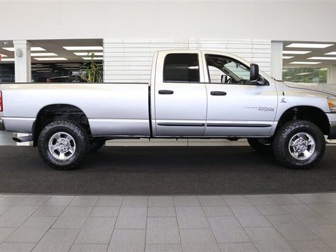 Used 2006 Dodge Ram 3500 Truck SLT w/ Quad Cab Big Horn Value Group AWD/4WD image 4