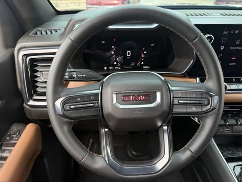 Certified 2023 GMC Canyon AT4 AWD/4WD image 16