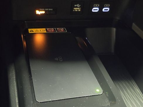 Certified 2025 Toyota Camry LE FWD image 7