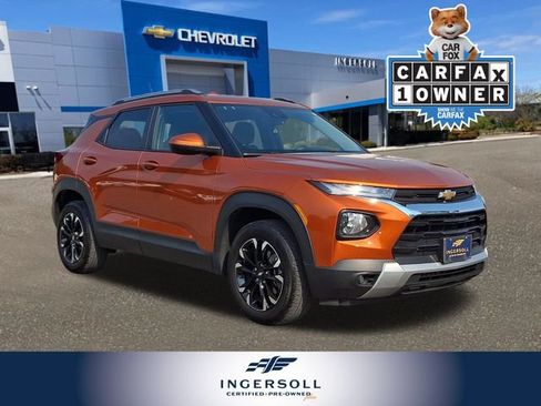 Used 2023 Chevrolet TrailBlazer LT w/ Convenience Package AWD/4WD image 1