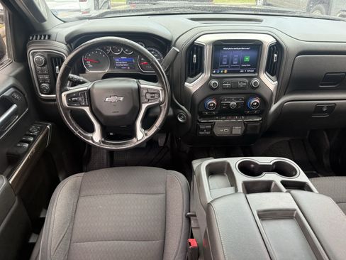Used 2019 Chevrolet Silverado 1500 RST AWD/4WD image 13