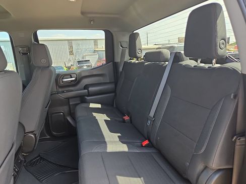 Used 2025 Chevrolet Silverado 1500 Custom Trail Boss AWD/4WD image 16
