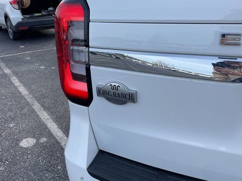 Used 2022 Ford Expedition Max King Ranch image 11