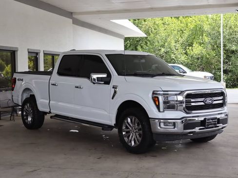 Used 2024 Ford F150 Lariat w/ Tow/Haul Package AWD/4WD image 3