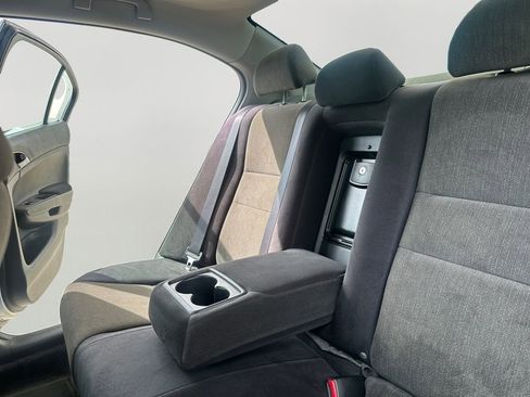 Used 2009 Honda Accord LX image 25