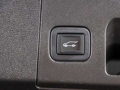 Used 2023 Cadillac XT4 Sport w/ Sun And Sound Package AWD/4WD image 30