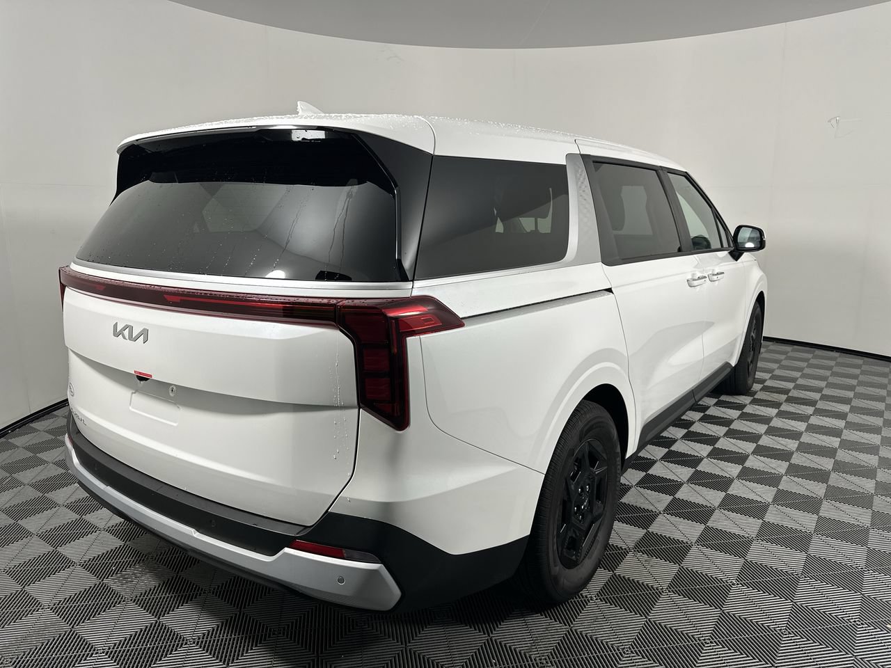 Certified 2026 Kia Carnival FWD image 19
