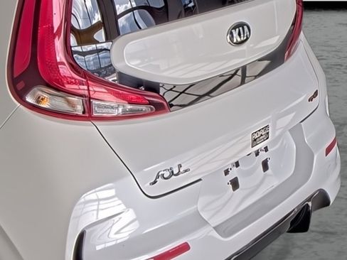 Used 2020 Kia Soul GT-Line image 10
