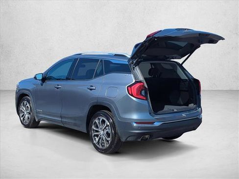 Used 2020 GMC Terrain SLT w/ Preferred Package image 6