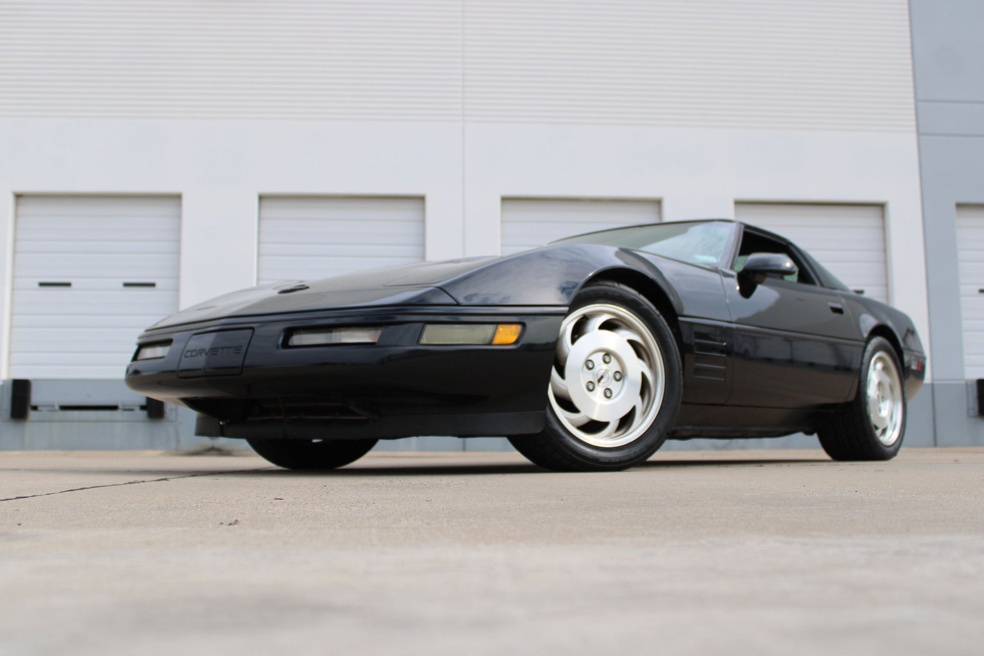 Used 1994 Chevrolet Corvette Coupe RWD image 4