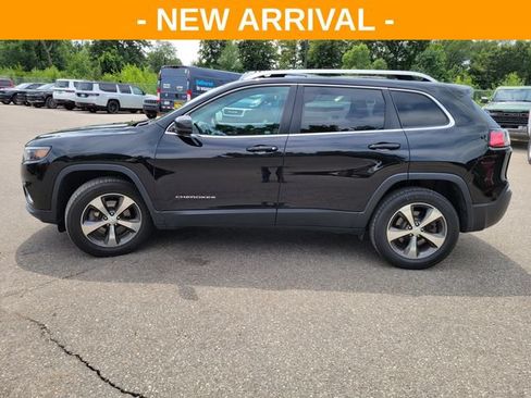 Used 2019 Jeep Cherokee Limited AWD/4WD image 6