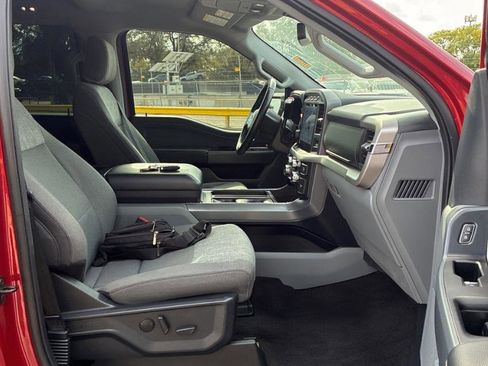 Used 2022 Ford F150 XLT w/ Equipment Group 302A High image 11