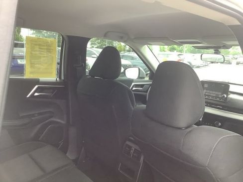 Used 2022 Mitsubishi Outlander ES FWD image 53