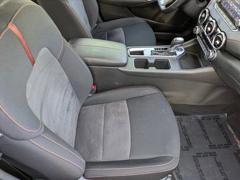 Used 2023 Nissan Sentra SR w/ Midnight Edition Package FWD image 19