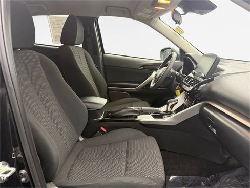 Used 2022 Mitsubishi Eclipse Cross LE image 27