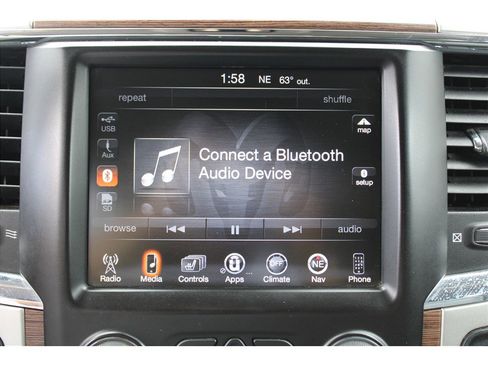 Used 2016 RAM 3500 Laramie image 32