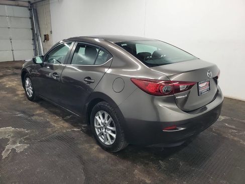 Used 2018 MAZDA MAZDA3 Sport w/ Preferred Equipment Package image 4