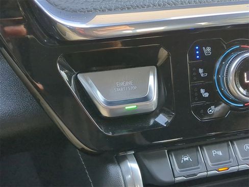 Used 2024 GMC Sierra 1500 Denali image 20