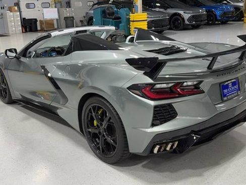 Used 2023 Chevrolet Corvette Stingray Premium Conv w/ Z51 Performance Package image 26