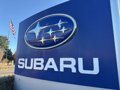 Used 2023 Subaru Outback Premium image 10