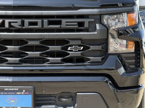 Certified 2025 Chevrolet Silverado 1500 Custom w/ LPO, Dark Essentials Package image 8