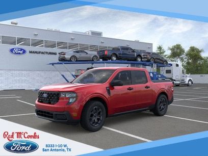 New 2025 Ford Maverick XLT w/ Equipment Group 301A