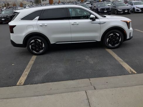 New 2026 Kia Sorento EX image 6