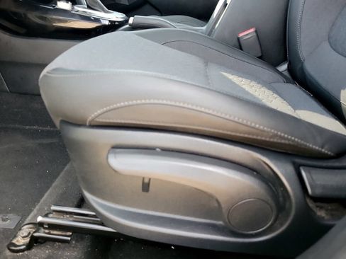 Used 2024 Kia Seltos S AWD/4WD image 13