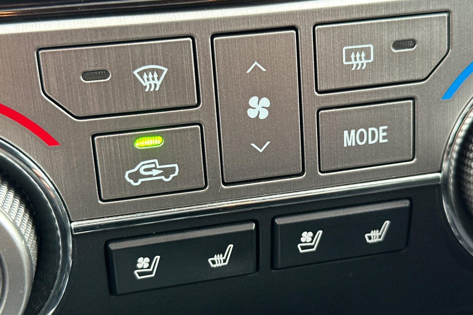 Used 2017 Toyota Tundra Platinum AWD/4WD image 30