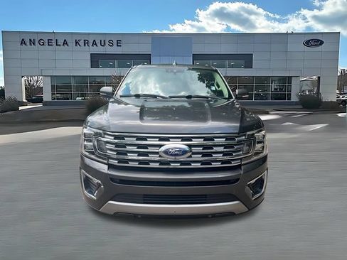 Used 2018 Ford Expedition Limited w/ Equipment Group 302A RWD image 2