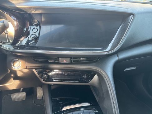 Used 2021 Buick Envision Preferred image 28